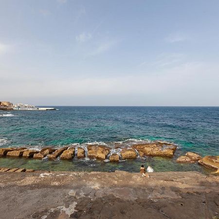 Spacious Seafront Apt With Living, Sofa, Wifi & Ac By 360 Estates Sliema Exterior foto