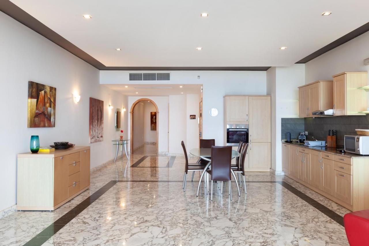 Spacious Seafront Apt With Living, Sofa, Wifi & Ac By 360 Estates Sliema Exterior foto